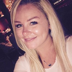 Meet your Posher, Julue